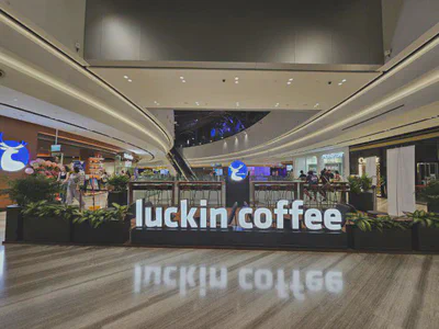 Luckin Coffee @ Changi Jewel